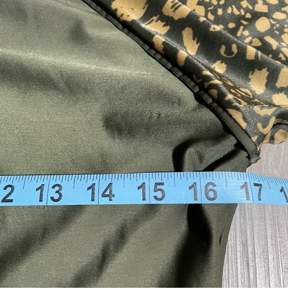 All In Motion Long Sleeve Swimsuit L - Picture 7 of 8